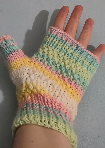 Renkli Yarım Parmak Örgü Eldiven - Görsel 2