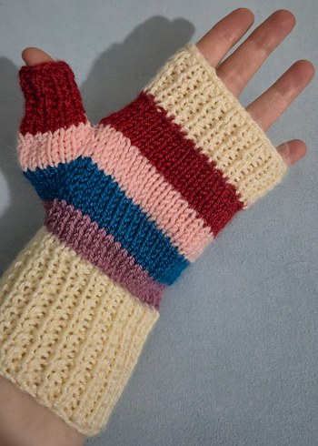 Yarım Parmak Örgü Eldiven - Görsel 2