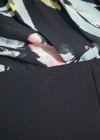 Kadın Siyah Abiye Çiçek Desenli Diz Boyu - Görsel 4