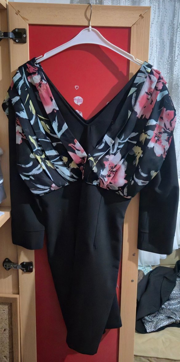 Kadın Siyah Abiye Çiçek Desenli Diz Boyu - Görsel 2