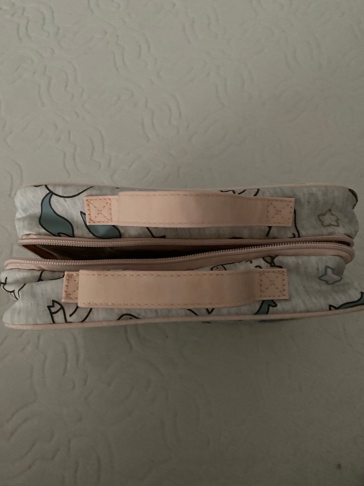 Oysho unicorn makyaj çantası - Görsel 2