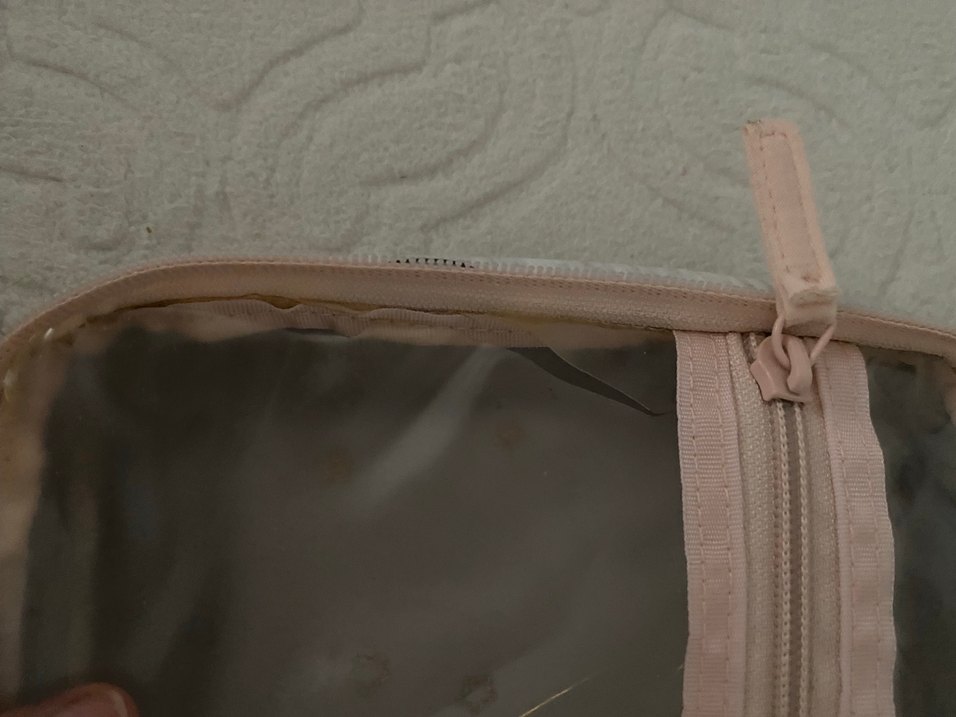 Oysho unicorn makyaj çantası - Görsel 3