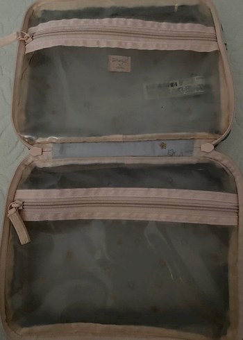 Oysho makyaj çantası - Görsel 4