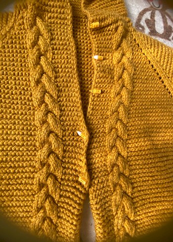 Kapüşonlu Sarı Örgü Bebek Tulumu - Görsel 2