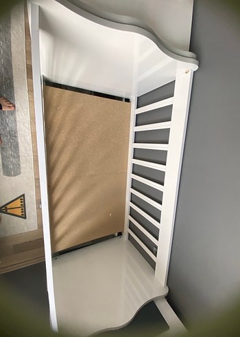 Gri Beyaz Bebek Beşiği ve Çekmeceli Dolap - Görsel 3