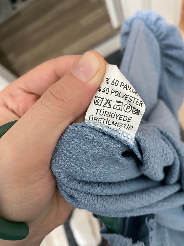 Fırfırlı Yüksek Yakalı Mavi Keten Bluz - Görsel 3