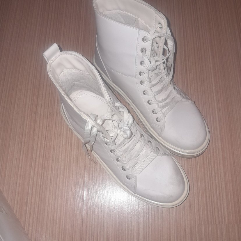 Beyaz Dolgu Topuklu Bağcıklı Kadın Spor Ayakkabı - Görsel 3