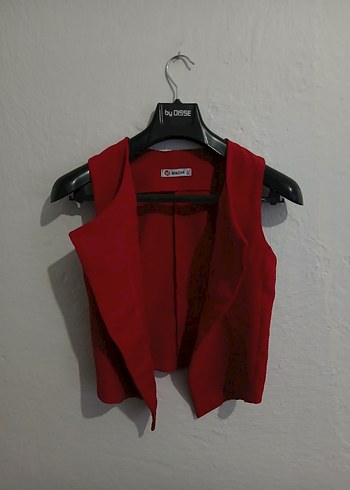 Kırmızı Düğmeli Kolsuz Mini Yelek - Görsel 2