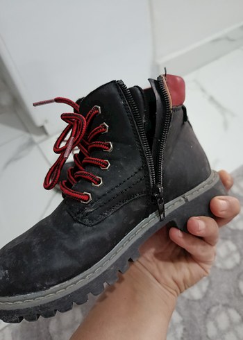 Kırmızı Siyah Bağcıklı Erkek Çocuk Bot - Görsel 5