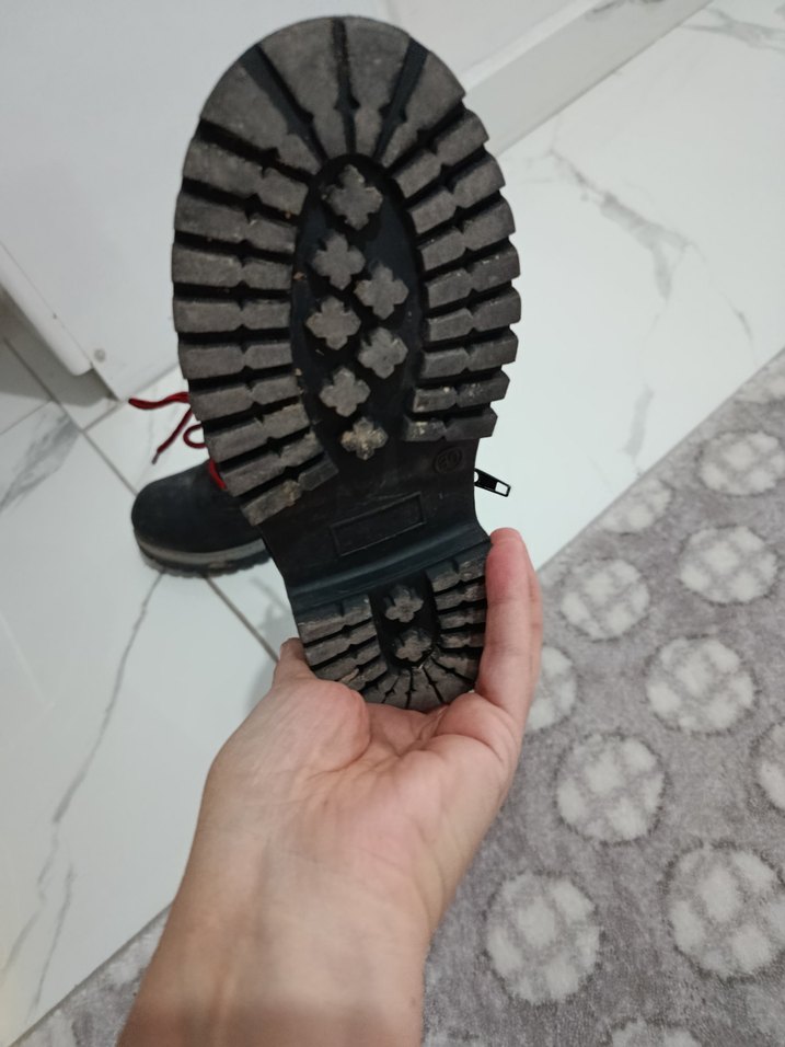 Kırmızı Siyah Bağcıklı Erkek Çocuk Bot - Görsel 4