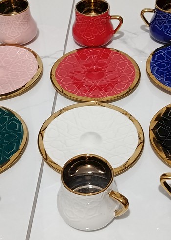 tüek kahve fincanı renkli  Altın Detaylı Kahve Fincanı ve Tabağı - Görsel 4