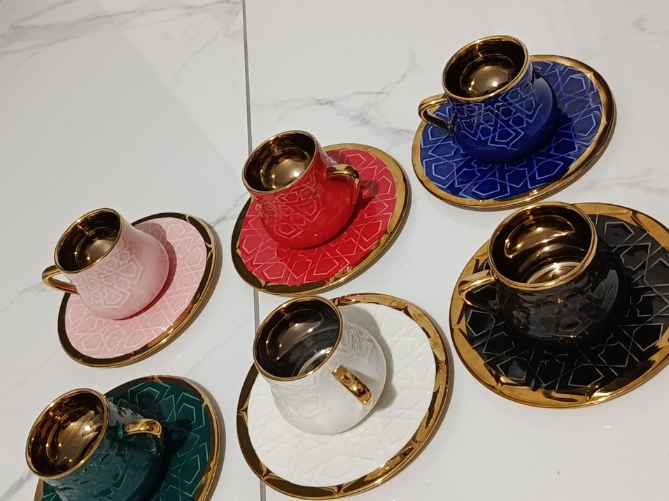 tüek kahve fincanı renkli  Altın Detaylı Kahve Fincanı ve Tabağı - Görsel 2