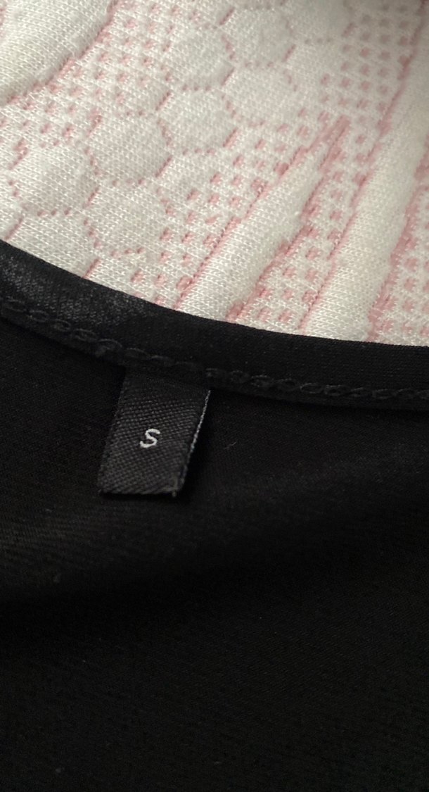 Siyah V Yaka Uzun Kollu Bluz - Görsel 2