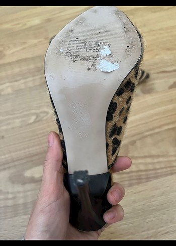 Kahverengi Zebra Leopar Desenli Topuklu Ayakkabı - Görsel 3