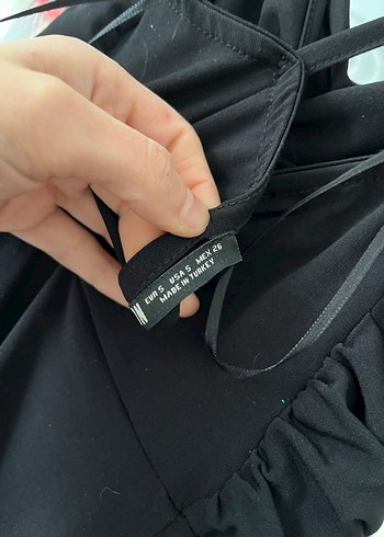 Siyah Uzun İnce Askılı Drapeli Tulum - Görsel 4