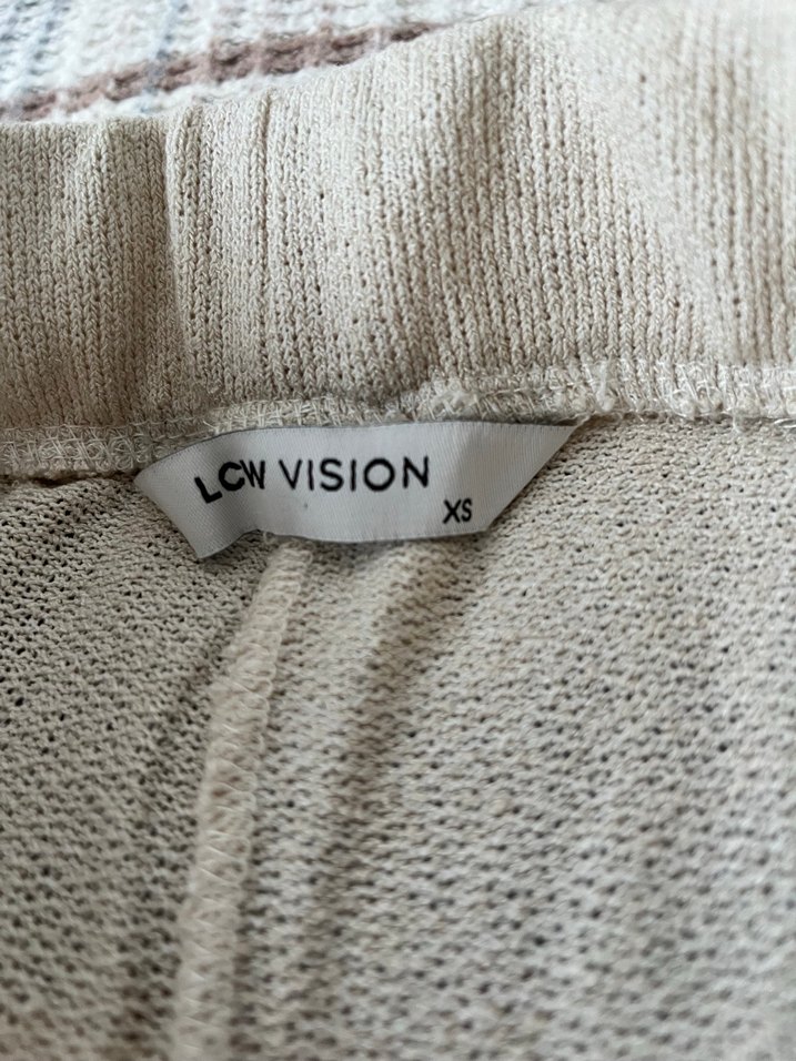 Bej V Yakalı, Kolsuz İkili Takım - Görsel 5