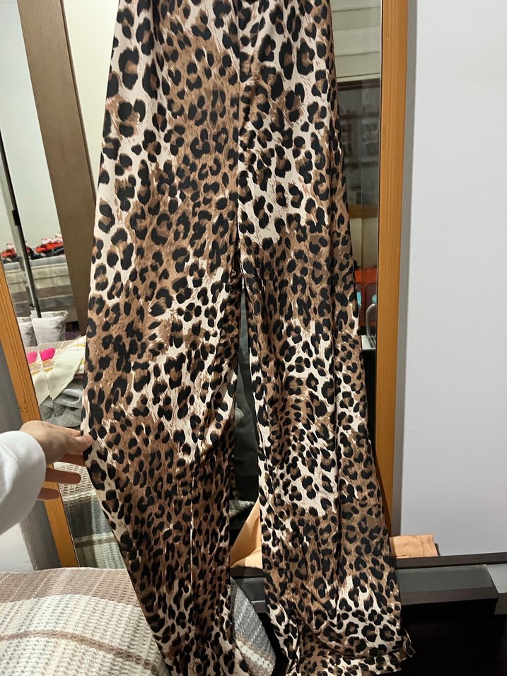 Leopar Desenli Tulum - Görsel 2