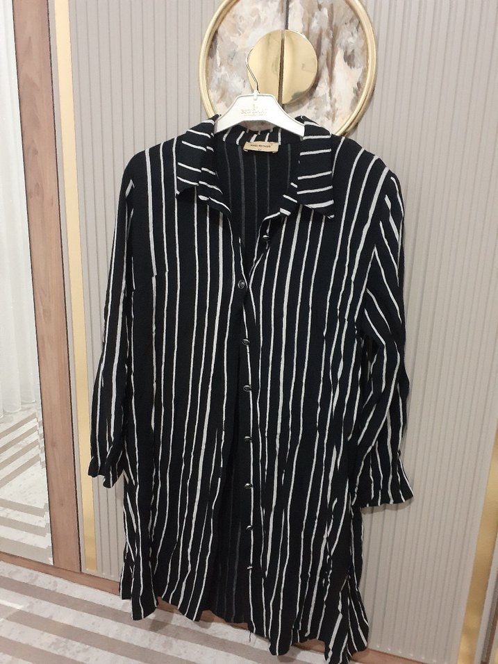 Uzun Kollu Siyah Zebra Desenli Kadın Gömlek - Görsel 2