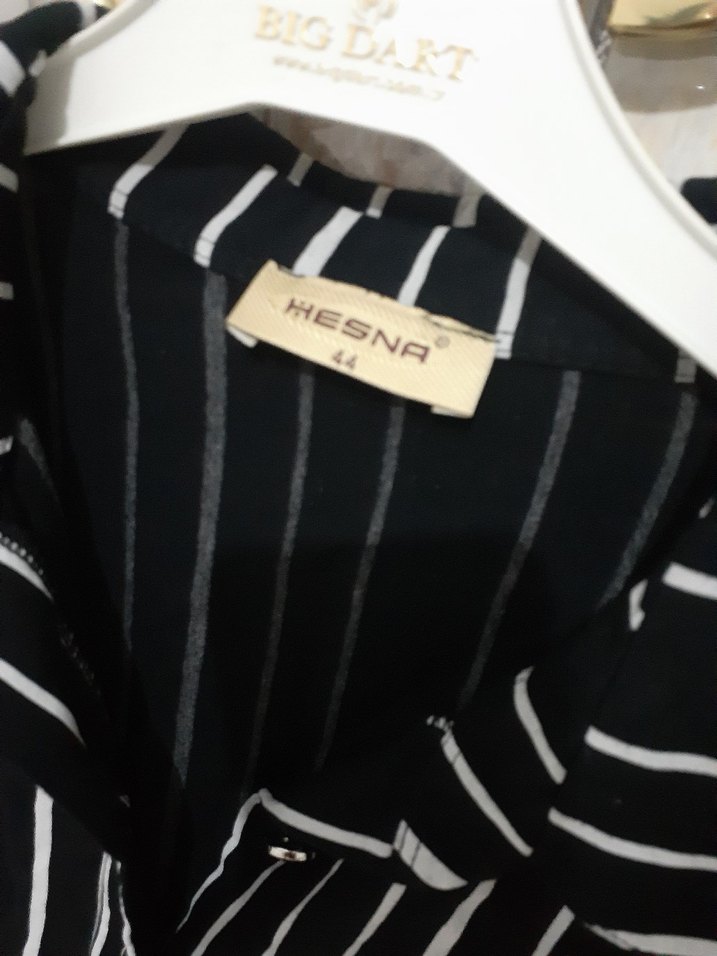 Uzun Kollu Siyah Zebra Desenli Kadın Gömlek - Görsel 3