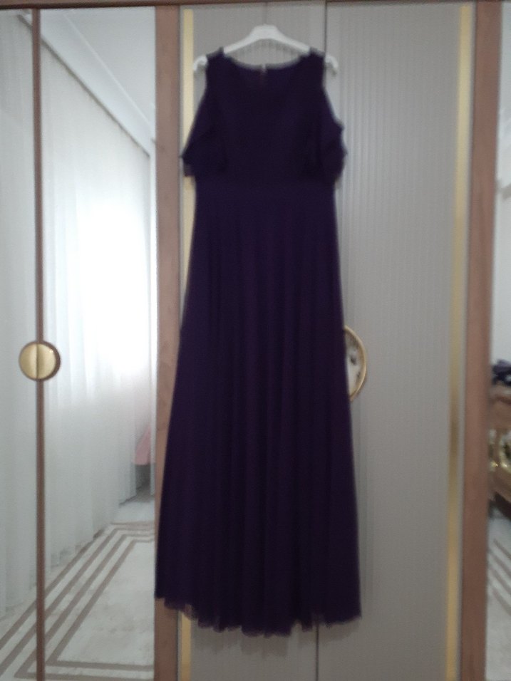 Mor Uzun Drapeli Straplez Kadın Abiye - Görsel 2