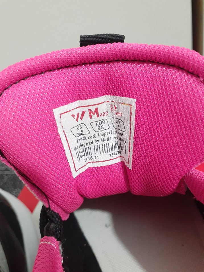 Siyah-Pembe Bağcıklı Spor Sneakers - Görsel 4