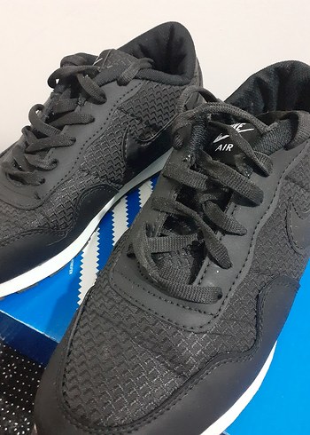 Siyah Bağcıklı Kadın Spor Ayakkabı - Görsel 2