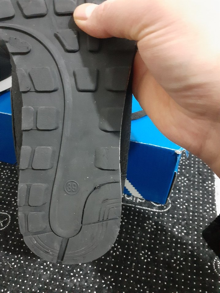 Siyah Bağcıklı Kadın Spor Ayakkabı - Görsel 3