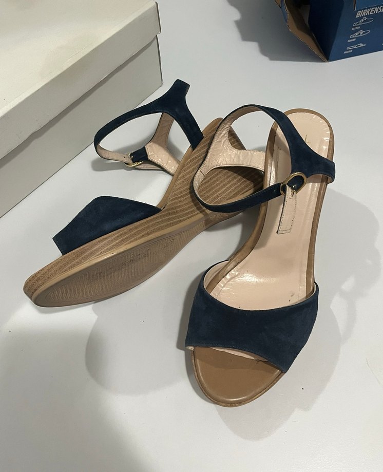 Bej Siyah Tokalı Dolgu Topuklu Kadın Ayakkabı - Görsel 2