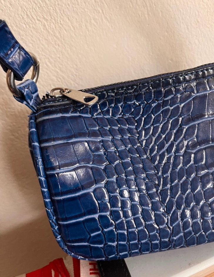 Koyu Mavi Yılan Desenli Deri Kadın Çanta - Görsel 5