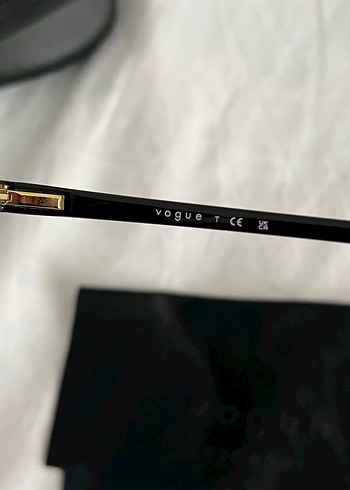Vogue Siyah Kadın Gözlüğü - Görsel 4