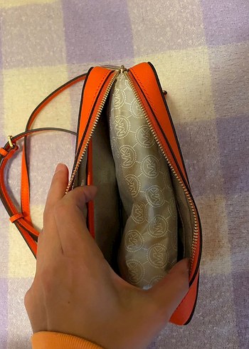 Michael Kors Turuncu Deri Kadın Çapraz Çanta