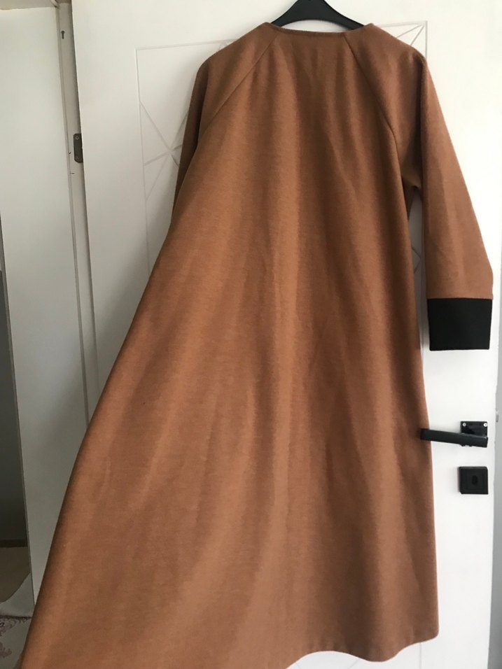 Uzun Kahverengi Kadın Kaban Siyah Cepli - Görsel 4