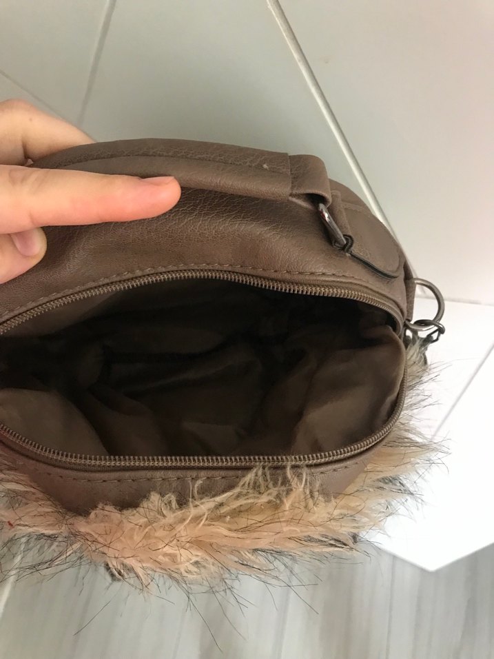 Kürk Detaylı Kahverengi Süet Kadın Çanta - Görsel 4