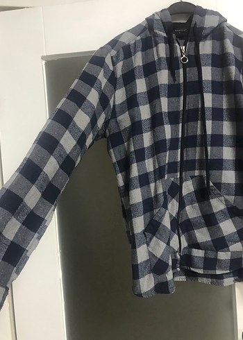 Gri Ekose Desenli Kapüşonlu Polar Ceket - Görsel 2