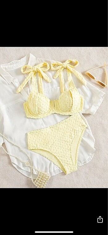 Sarı Bikini Takımı