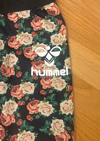 Çiçek Desenli Kadın Tayt Hummel - Görsel 2