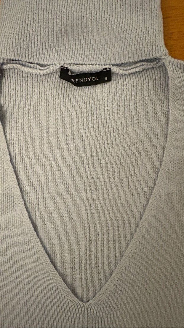 Buz mavisi boğazlı elbise - Görsel 4