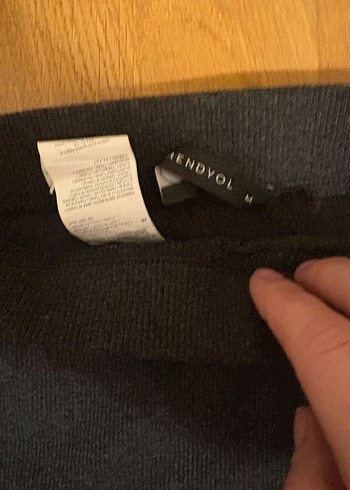 Kadın Siyah Midi Kalem Etek - Görsel 2