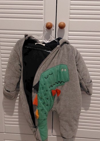 Kapüşonlu Gri Erkek Bebek Tulum - Görsel 3