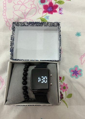 Erkek gözlük ve saat - Görsel 2