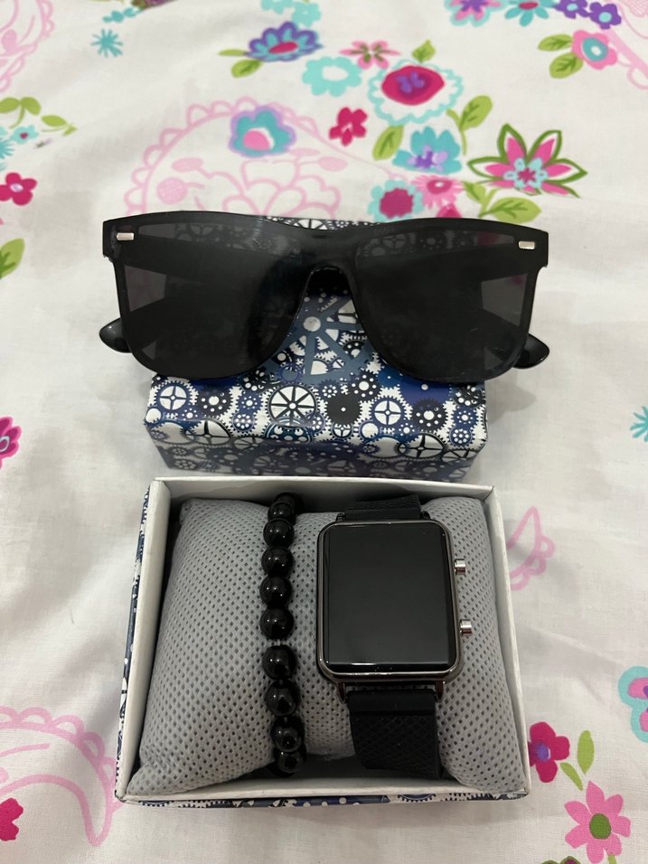 Erkek gözlük ve saat - Görsel 3