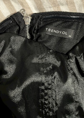 Siyah Saten Fitted Şık Balenli Korse Crop - Görsel 3