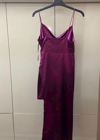 Zara saten asimetrik elbise - Görsel 2