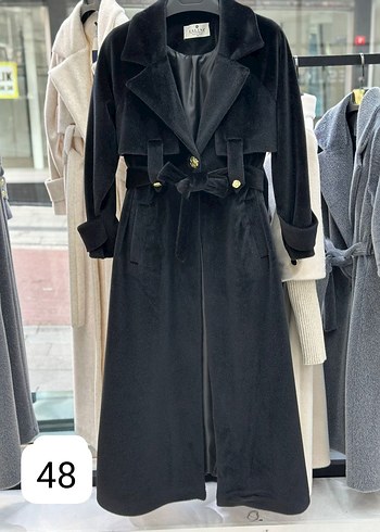 Beyaz Kuşaklı Uzun Kadın Yün Kaban - Görsel 5