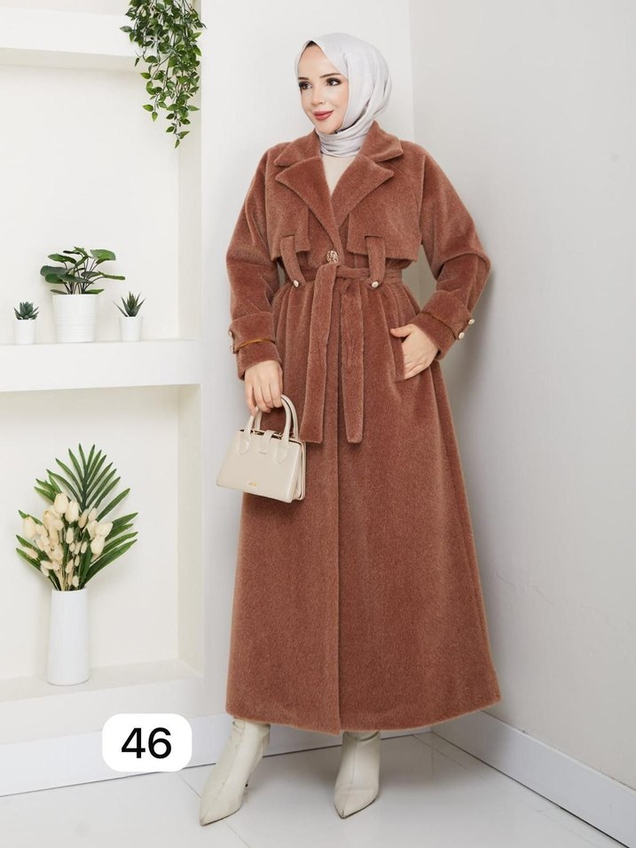 Beyaz Kuşaklı Uzun Kadın Yün Kaban - Görsel 3