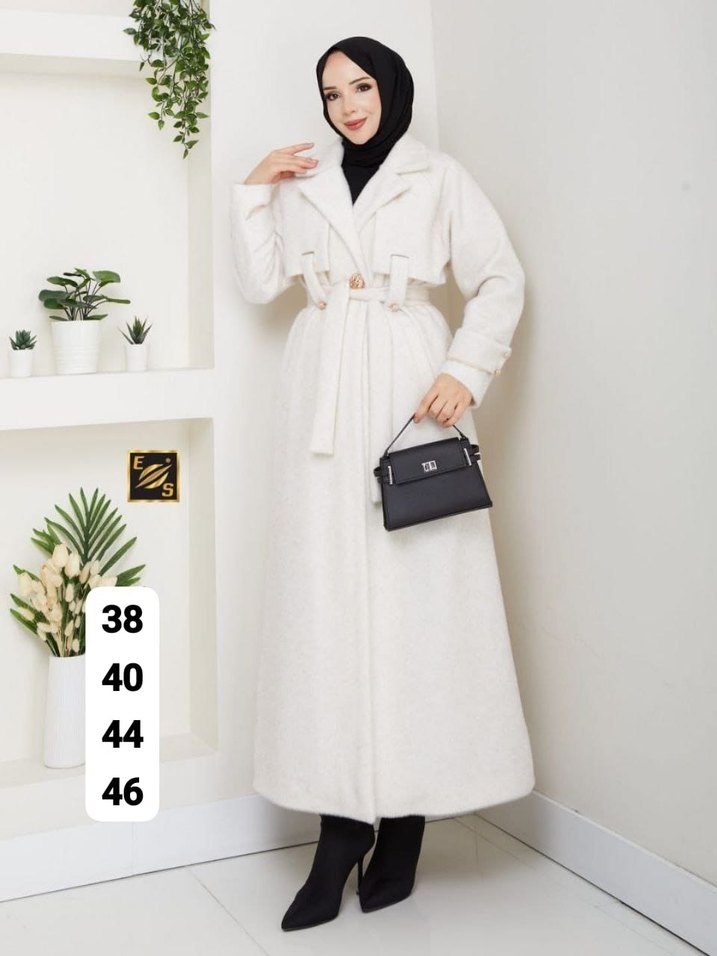 Beyaz Kuşaklı Uzun Kadın Yün Kaban - Görsel 4