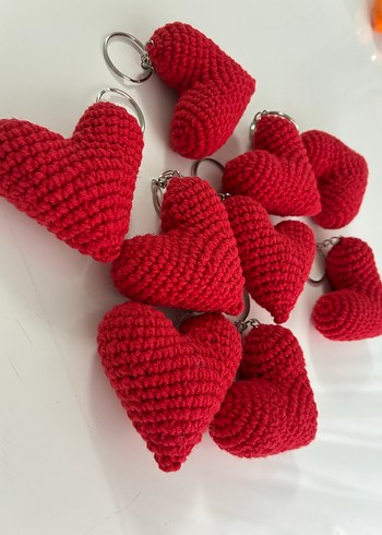 Kırmızı Örgü Kalp Anahtarlık - Görsel 3