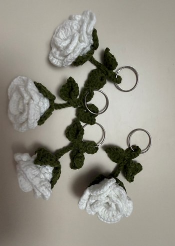 Örgü Gül Anahtarlık - Görsel 3