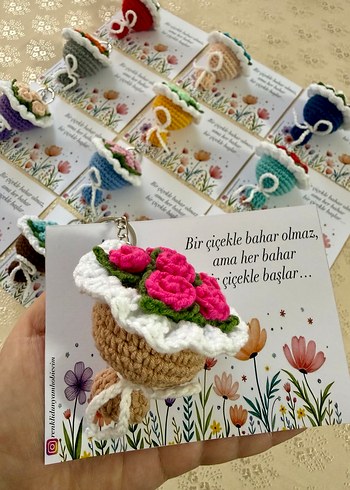 Örgü renkli Gül buketi Anahtarlık - Görsel 2