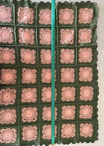 Pembe ve yeşil el örgüsü battaniye - Görsel 3